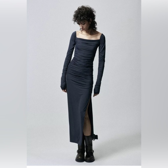 🪻 ZARA FITTED DRESS WITH RUCHING🪻 - Picture 2 of 2